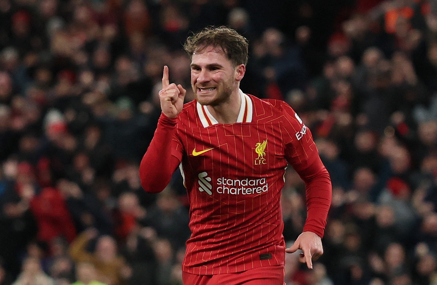 足球比分-麦卡利斯特：维尔茨和埃基蒂克形成互补，他们喜欢二过一创造机会