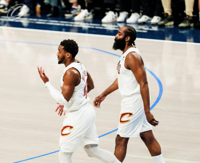 篮球比分-骑士主场战鱼腩！哈登再添新帮手，携手米切尔剑指2连胜追前三