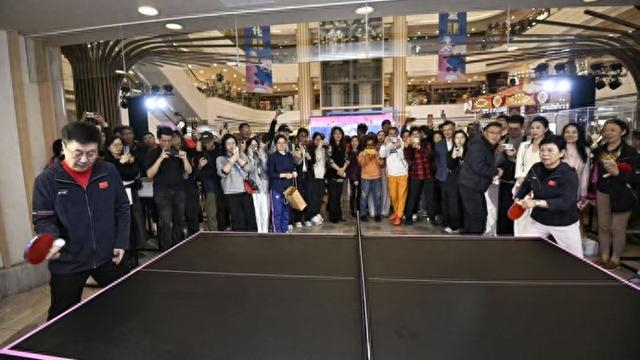 篮球比分-倪夏莲“回娘家”，助力上海自主品牌全民健身赛事“+1”|乒乓|乒乓球|上海银行|嘉年华|施之皓_新浪体育_新浪新闻